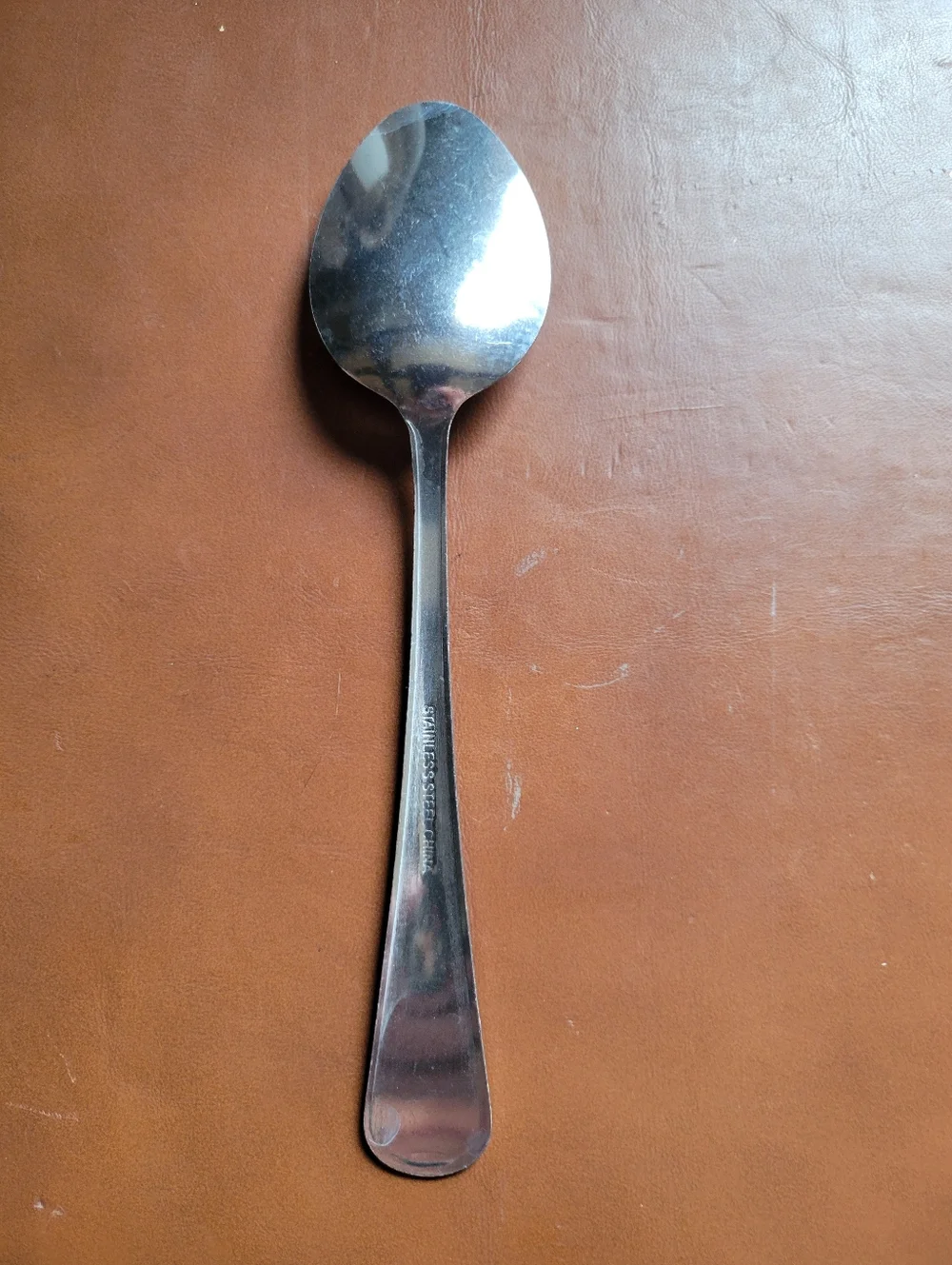 Gibson? Beaded Venus Arc Table/ Soup Spoons Stainless silverware Flatware
